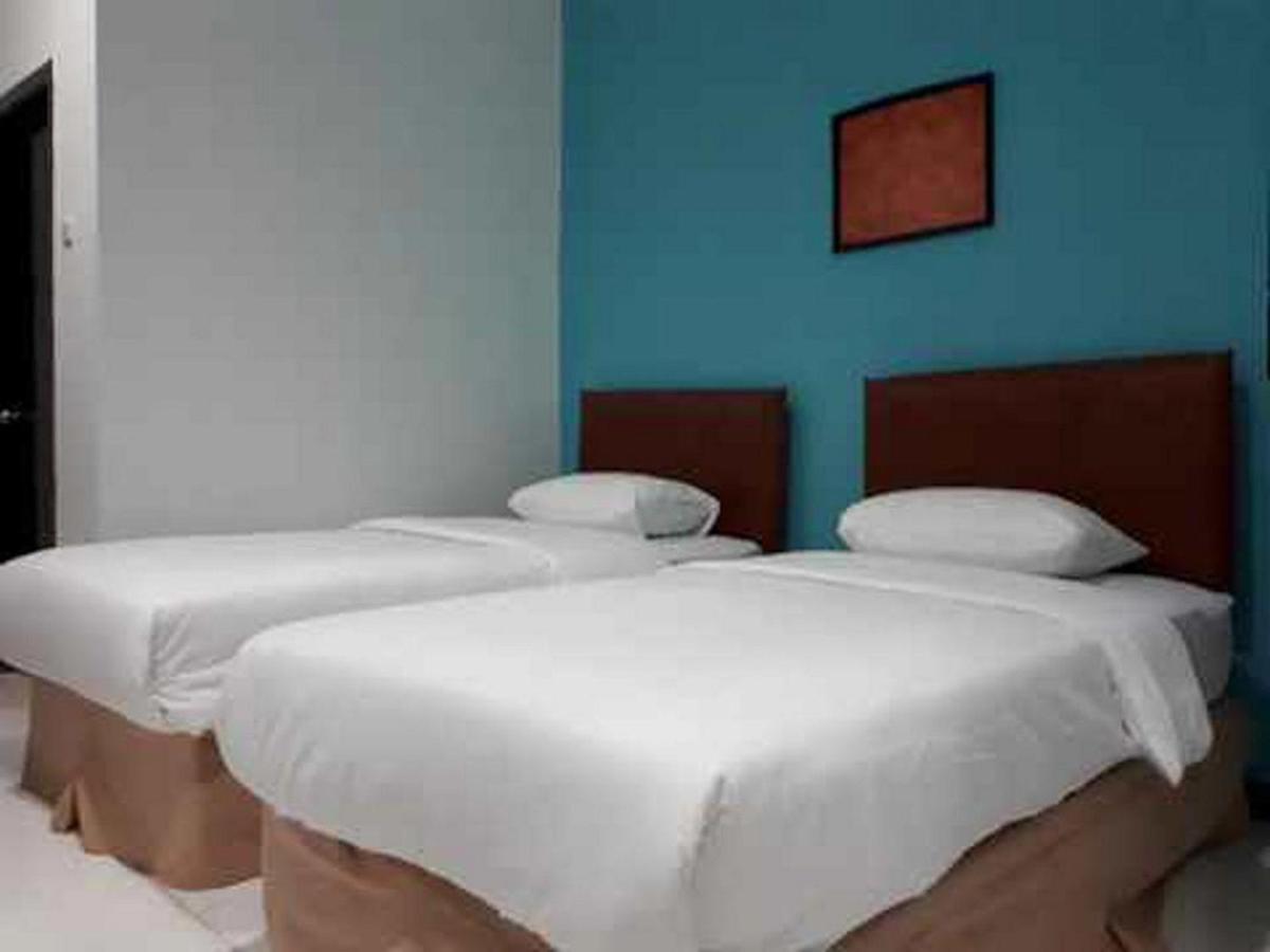 Reddoorz At Hotel Rumberpon Sorong Εξωτερικό φωτογραφία