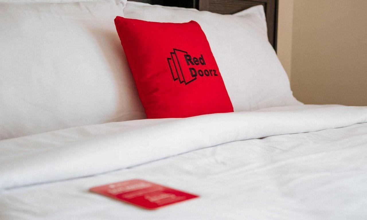 Reddoorz At Hotel Rumberpon Sorong Εξωτερικό φωτογραφία